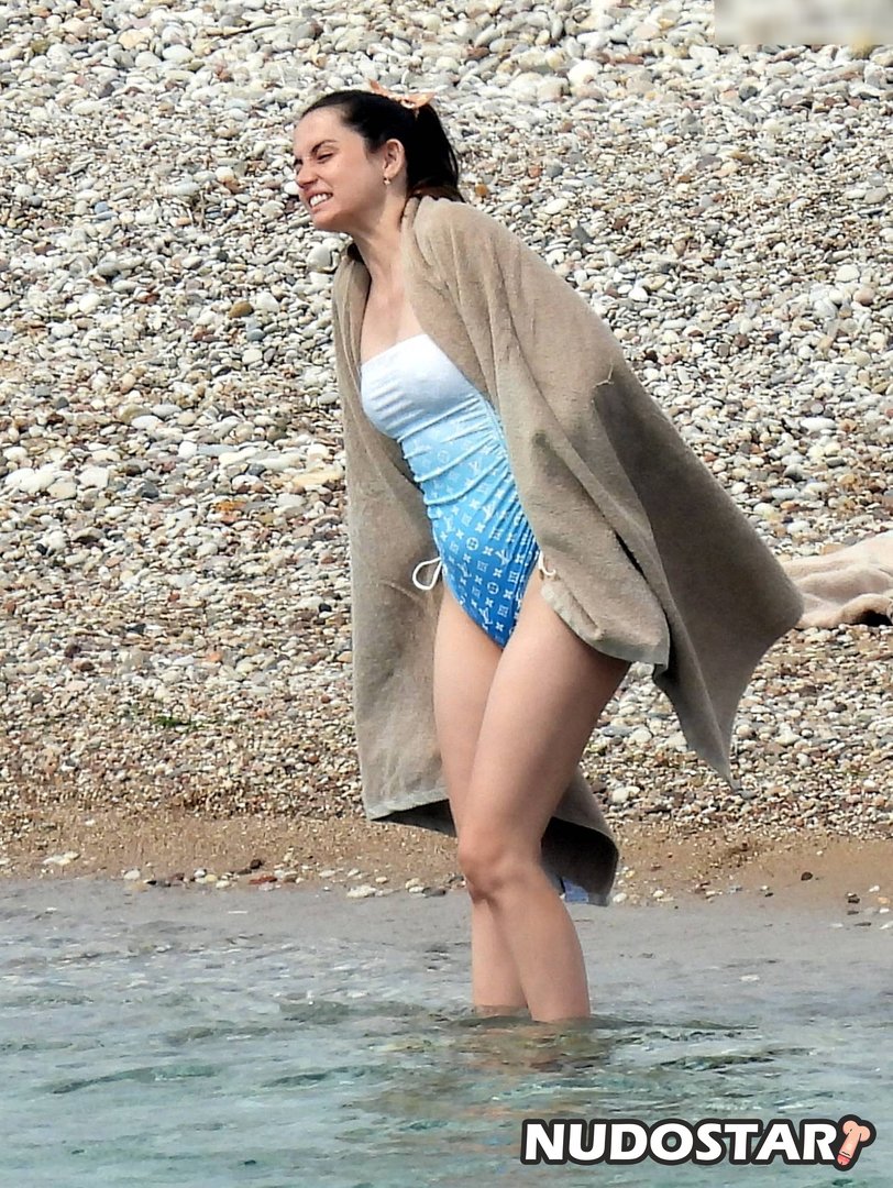 Ana-De-Armas Leaked Photo 21