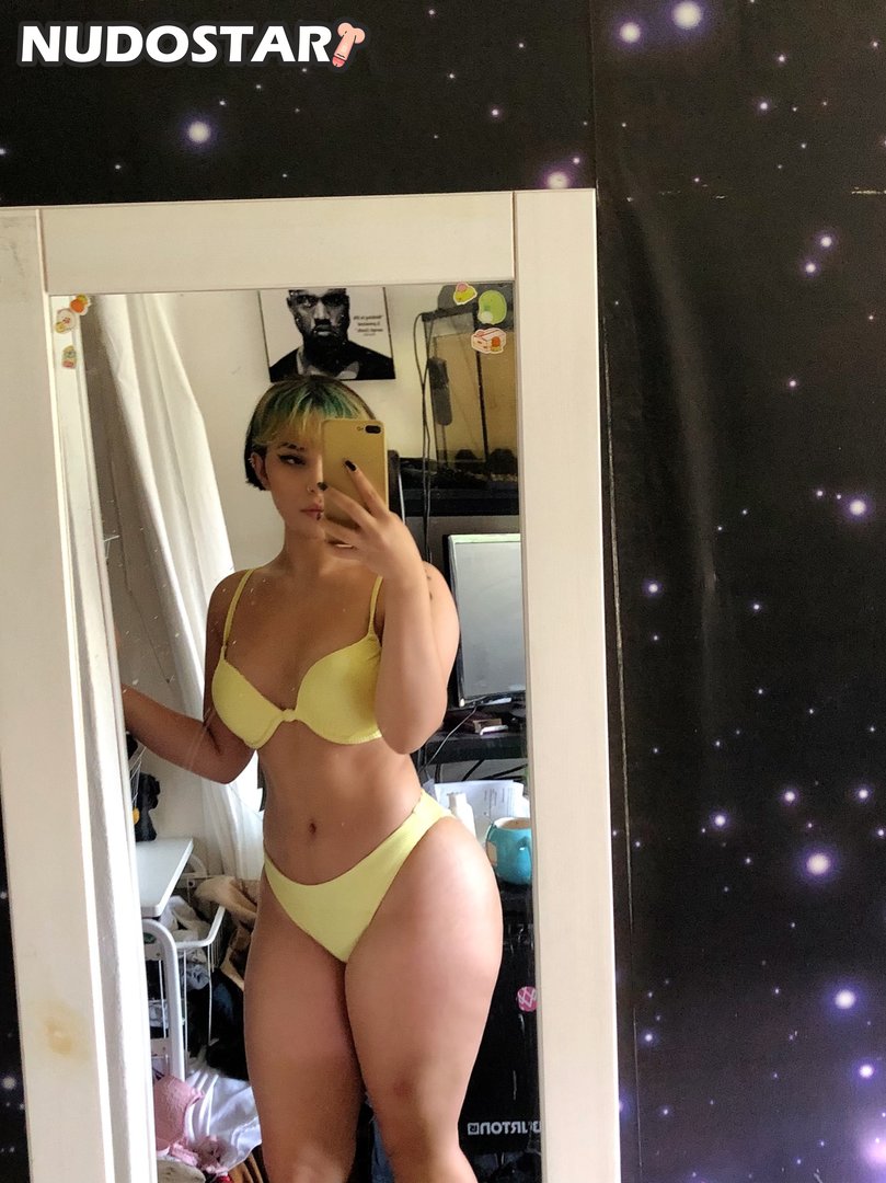 Linneathecake OnlyFans Leaks (22 Photos)