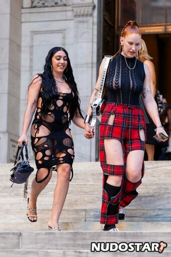 Lourdes Maria Lola Ciccone Leon