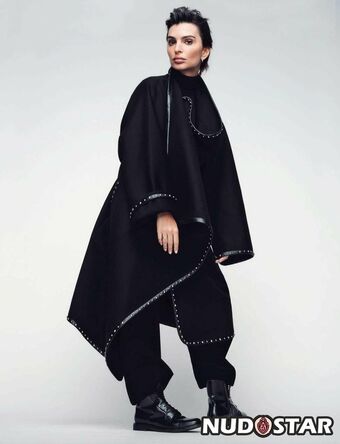 Emily Ratajkowski / Jasmine Asiri / emrata Nude Leaks Photo 158