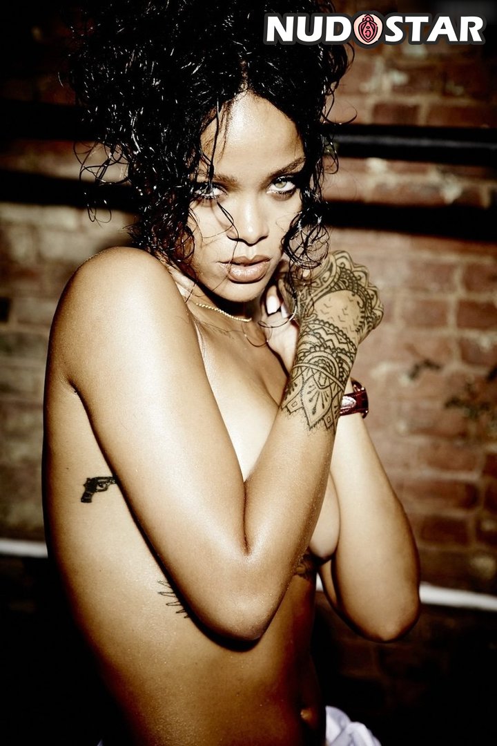 Rihanna Instagram Leaks (9 Photos)