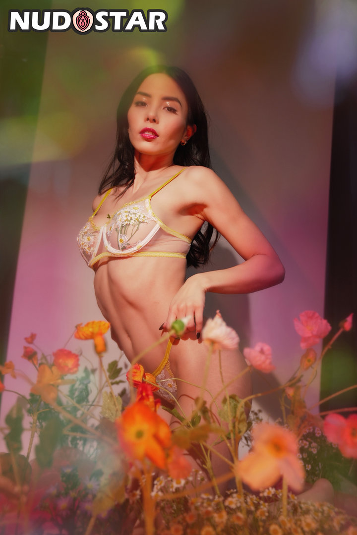 Anna Akana Patreon Leaks (19 Photos)