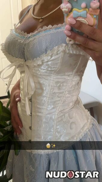 Sara Dobrik / sara.dobrik Nude Leaks Photo 3