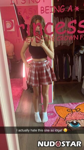 Sara Dobrik / sara.dobrik Nude Leaks Photo 5