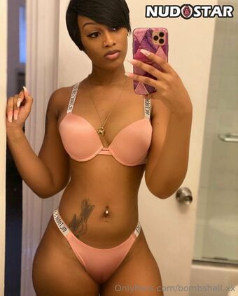 bombshell.xx Nude Leaks OnlyFans Photo 33