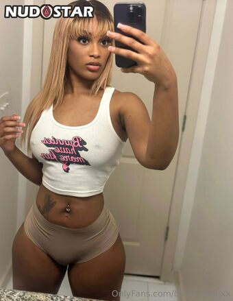 bombshell.xx Nude Leaks OnlyFans Photo 40