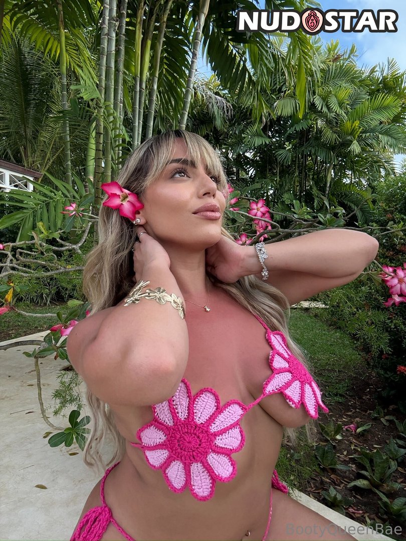 Bootyqueenbae Leaked Photo 18