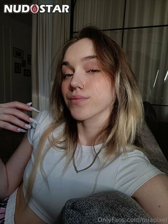 miapixel / Viola Roma Nude Leaks OnlyFans Photo 21