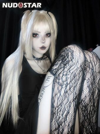 Flutterow / flutter6969 / flutterow_ Nude Leaks OnlyFans Photo 52