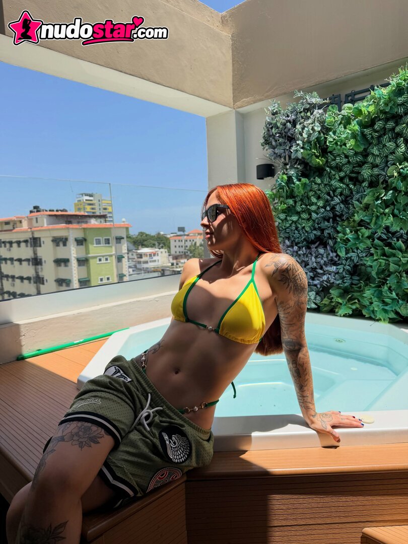 Ari_Geli Leaked Photo 4