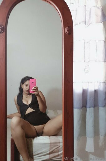 a.rep.a / Carolina / https: / sailorveneka Nude Leaks Photo 20