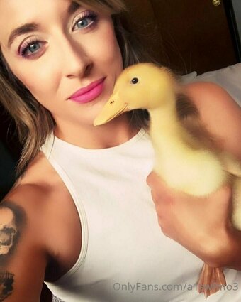 a1swfmo3 Nude Leaks Photo 22