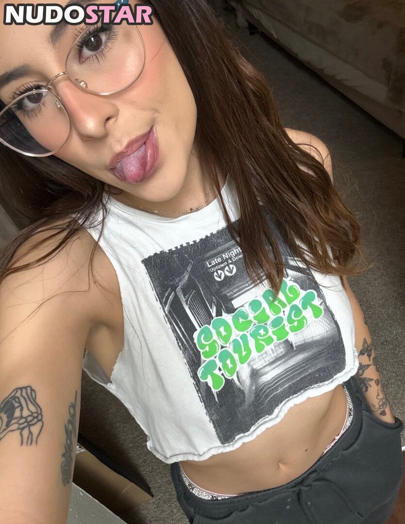 aaaaliyahhh / aaaaliyahhh._ Nude  OnlyFans 15