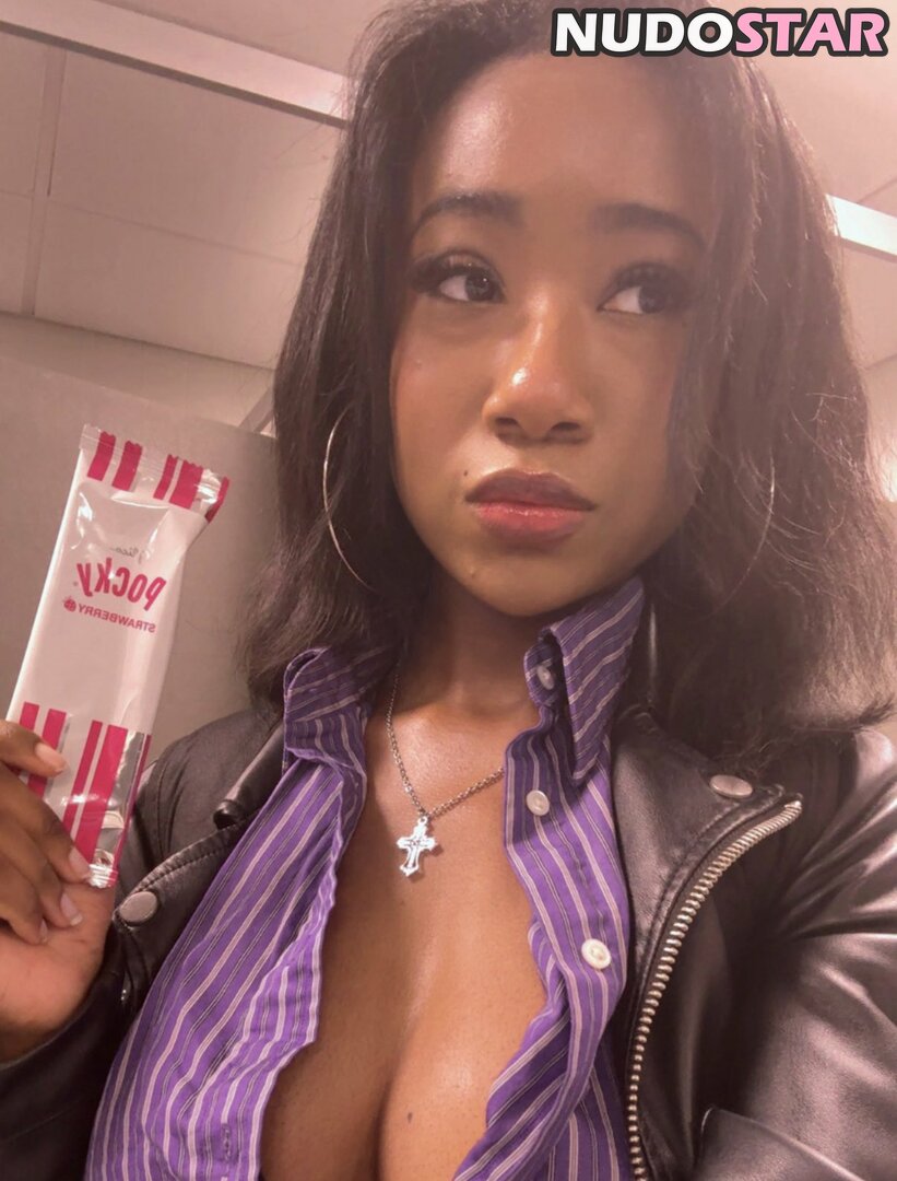 aaliyahvoodoo / Jayla / https: / prettyprincesslala / sanguinestarzz Nude  15