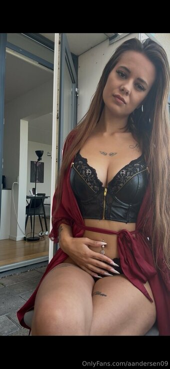 aandersen09 / astrida0901 Nude Leaks Photo 18