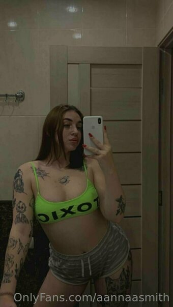 aannaasmith Nude Leaks Photo 7