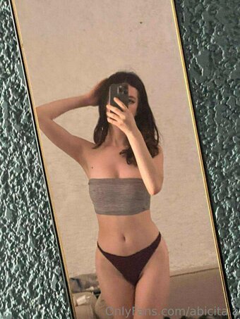 abicita_.a / Abi / Abicita / abicita.a / abicita.aa / abigailamadore Nude Leaks OnlyFans Photo 33