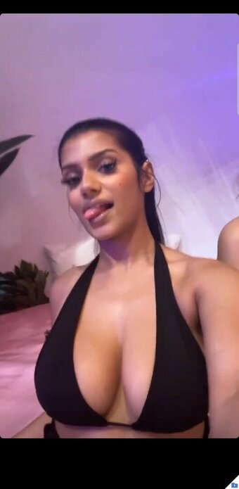 Abida / abiaalb / abida. / abida._ Nude Leaks OnlyFans Photo 7