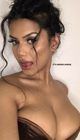 Abida / abiaalb / abida. / abida._ Nude Leaks OnlyFans Photo 13