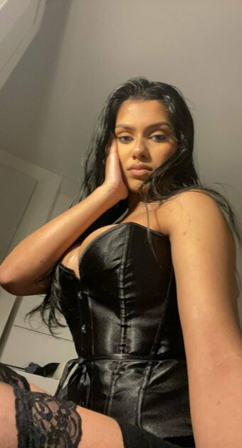 Abida / abiaalb / abida. / abida._ Nude Leaks OnlyFans Photo 17