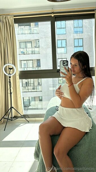 abigailjuncos Nude Leaks Photo 27
