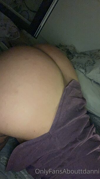 abouttdanni Nude Leaks Photo 13