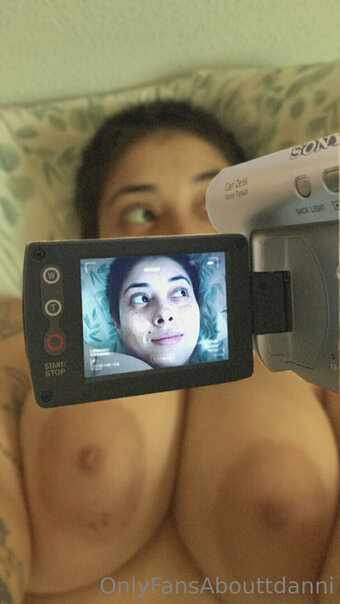 abouttdanni Nude Leaks Photo 26