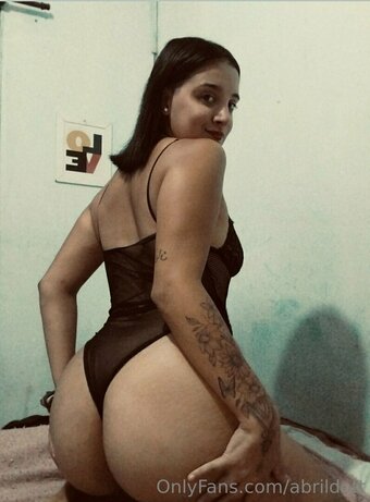 abrildott Nude Leaks Photo 6