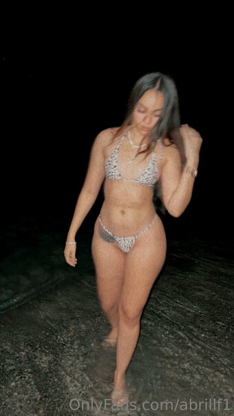 abrillf1 Nude Leaks Photo 8