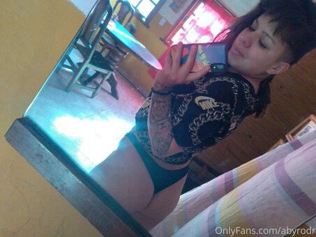 abyrodr Nude Leaks Photo 11