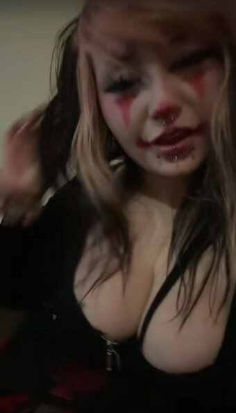 acid.yll / svgarbby._v2 Nude Leaks Photo 2