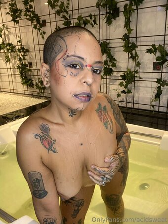 acidsweet Nude Leaks Photo 3