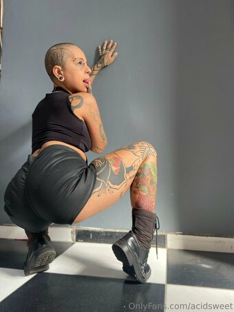 acidsweet Nude Leaks Photo 4