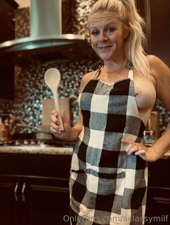 aclassymilf Nude Leaks Photo 16