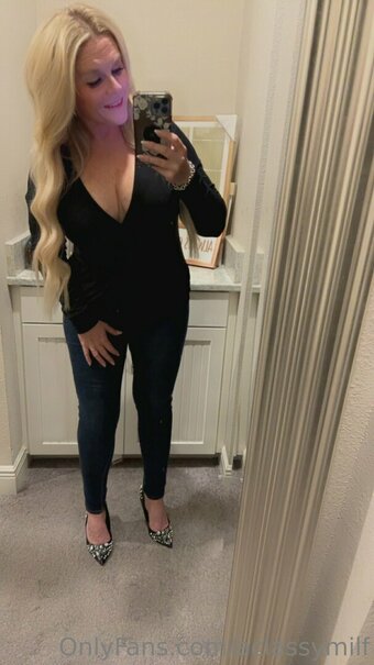 aclassymilf aclassymilf