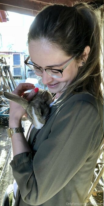 active.mum Nude Leaks Photo 13