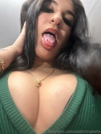 Addictingbella Nude Leaks Photo 6