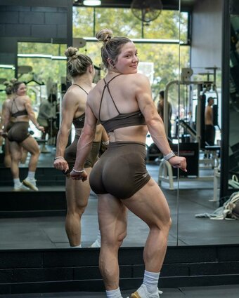 Addison Shields / addisonbrinley Nude Leaks Photo 16