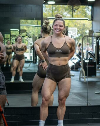 Addison Shields / addisonbrinley Nude Leaks Photo 18