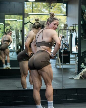 Addison Shields / addisonbrinley Nude Leaks Photo 19