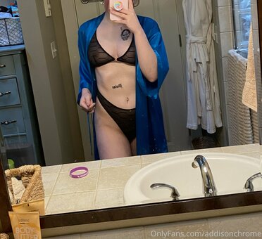 addisonchrome Nude Leaks Photo 17