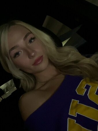 Addy B / Addyybx / addyberge Nude Leaks Photo 18