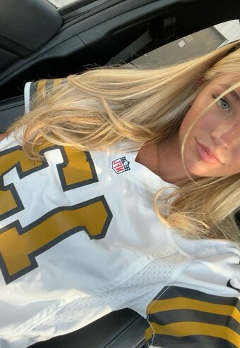 Addy B / Addyybx / addyberge Nude Leaks Photo 23