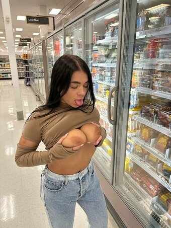 Adel Juggs / adeljuggs / adeljuggsss Nude Leaks OnlyFans Photo 18