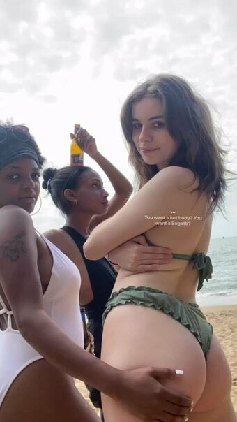 Adele Castillon / adelecastillon Nude Leaks Photo 6