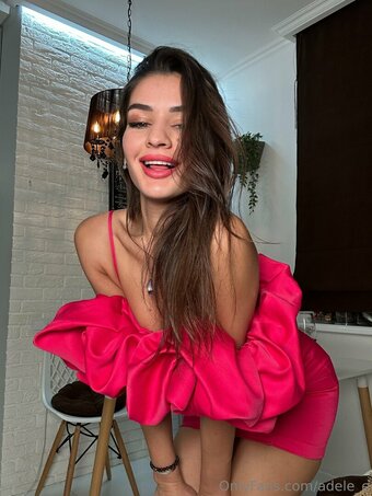 adele_e Nude Leaks Photo 9