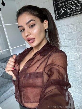 adele_e Nude Leaks Photo 14