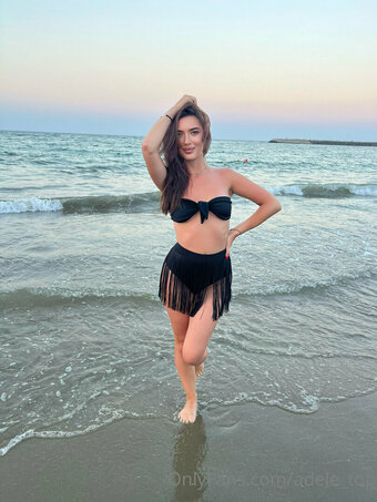 adele_top Nude Leaks Photo 9