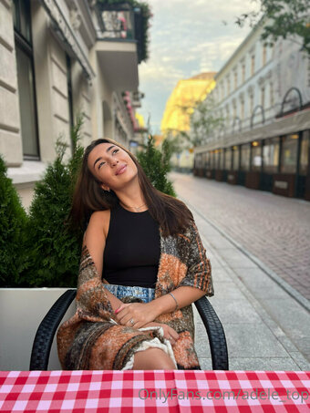 adele_top Nude Leaks Photo 17