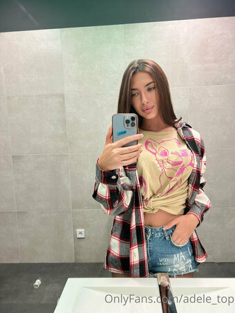adele_top Nude Leaks Photo 19